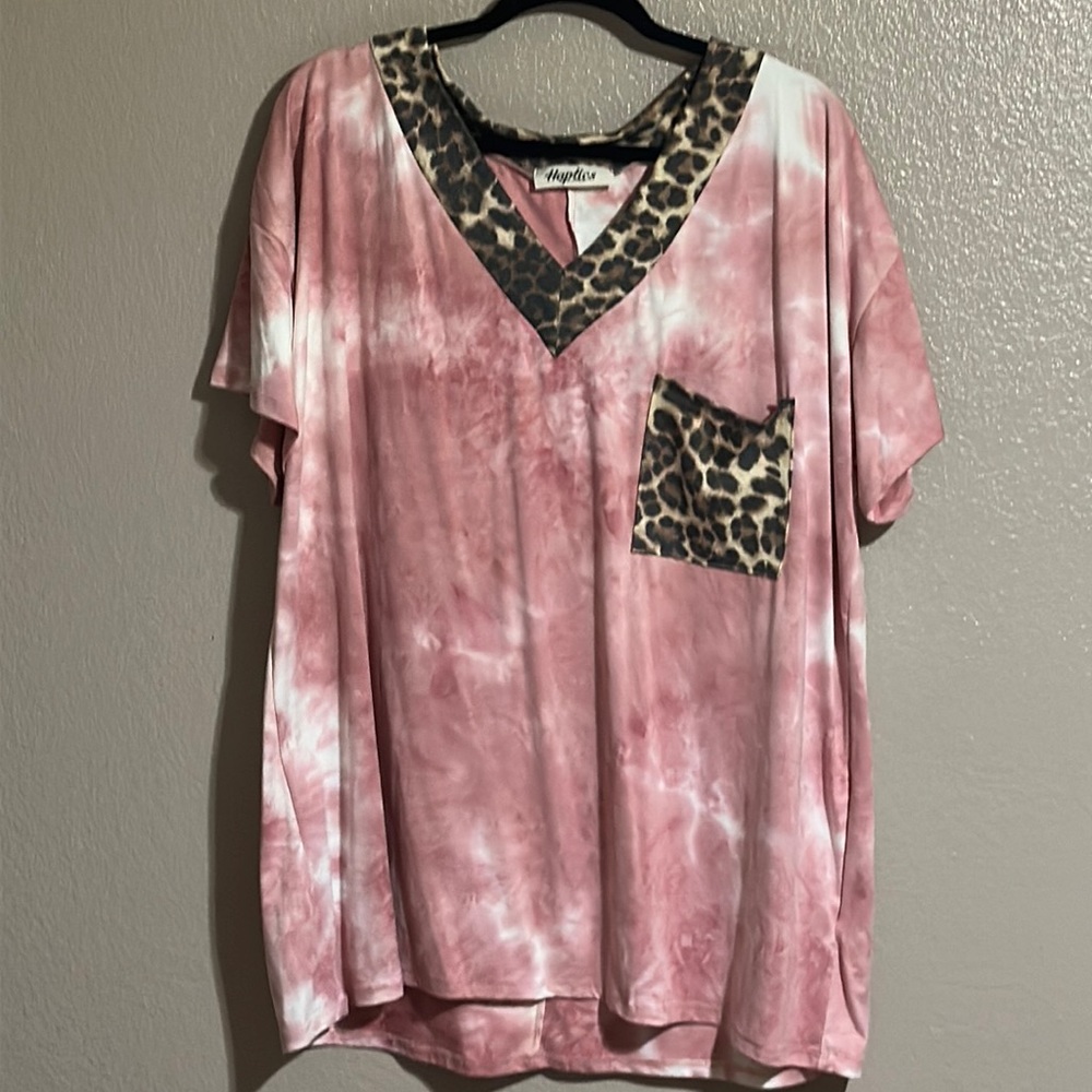Haptics 3XL, pink tie-dye & leopard shirt. NWOT